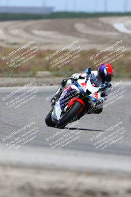 media/May-25-2025-Lets Ride (Sun) [[0ff033e448]]/B Group/1220pm (Riverside)/